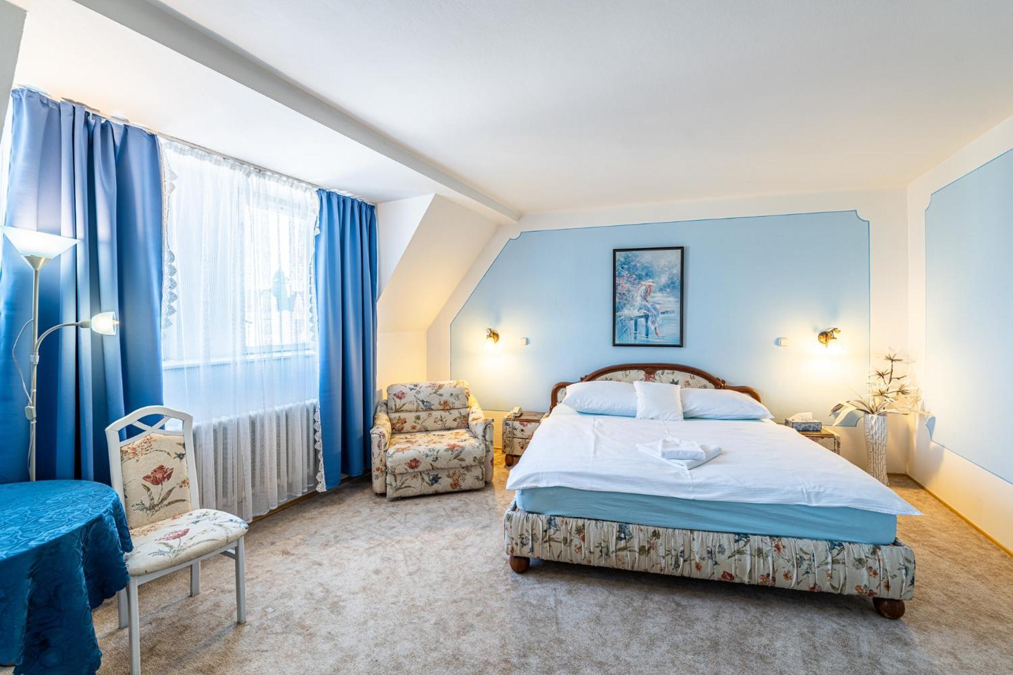 Hotel Trumf Mladá Boleslav Dış mekan fotoğraf