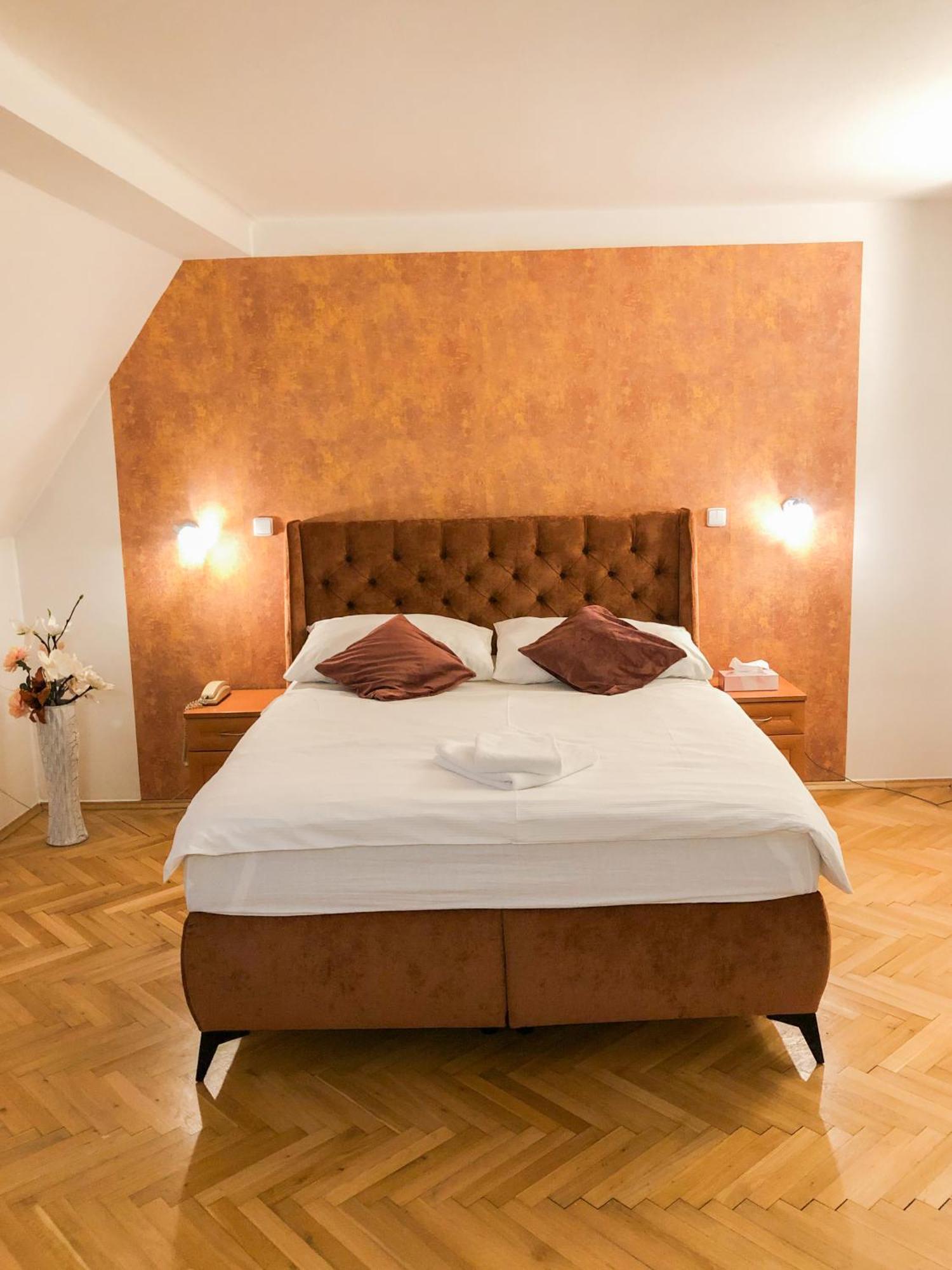 Hotel Trumf Mladá Boleslav Dış mekan fotoğraf